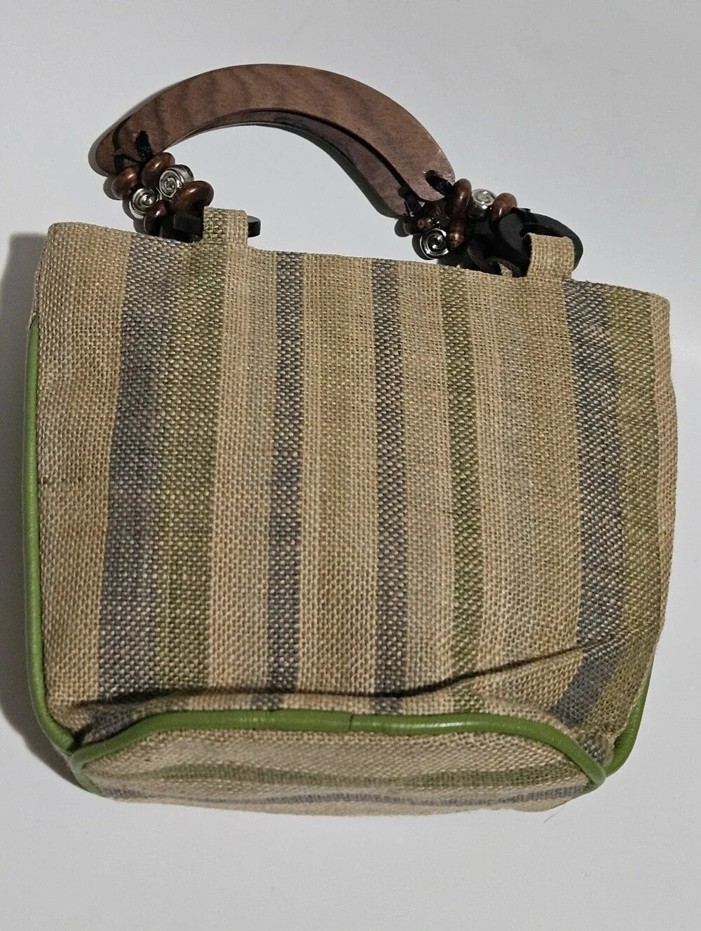 Summer Tote With Wooden Handlebars